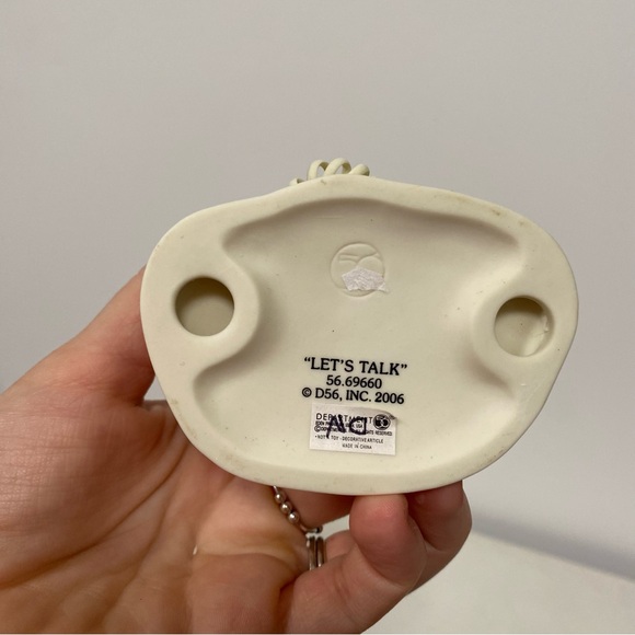 Snowbabies Let’s Talk Adorable Cream Figurine with Telephone - Picture 2 of 3